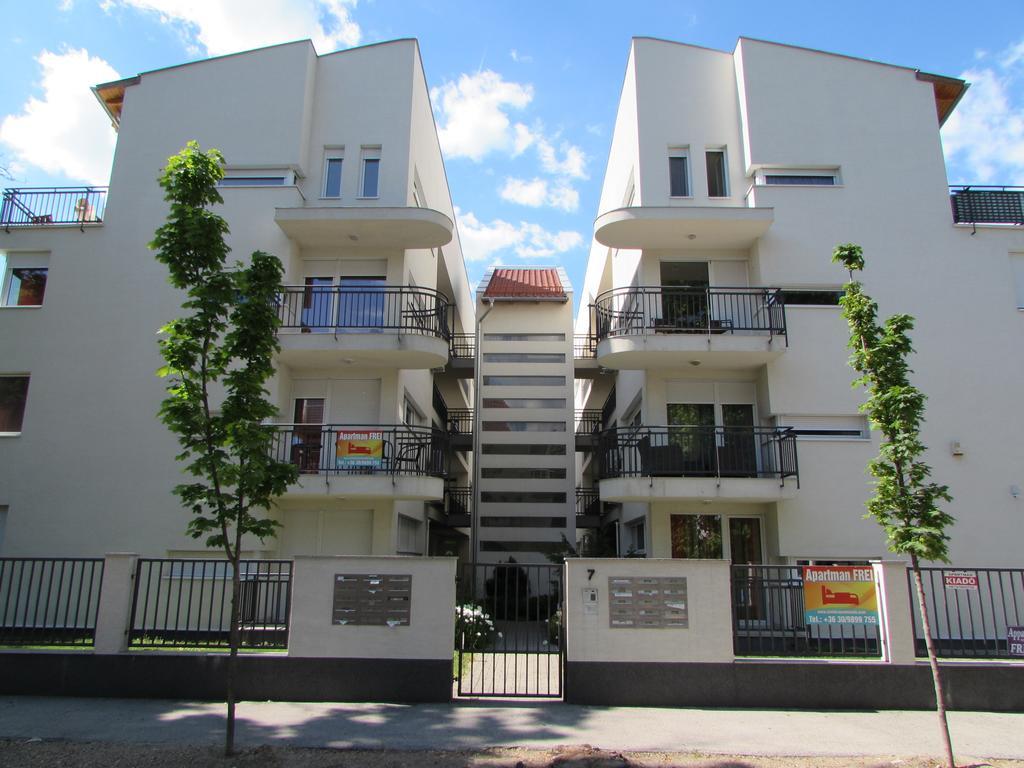 Myflat Siofok Beach Apartment 外观 照片